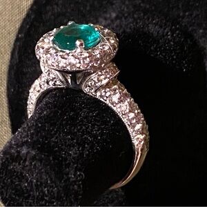 Emerald Ring Diamond Halo with Diamond Setting Custom made Excellent